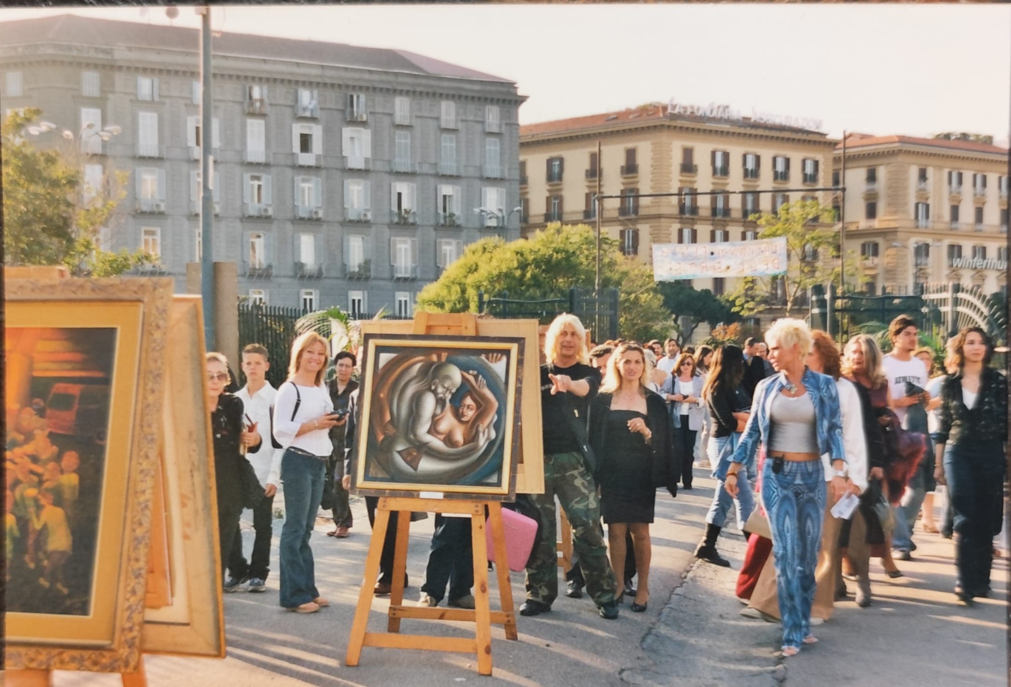 <La grande festa dell'arte piazza Municipio Napoli